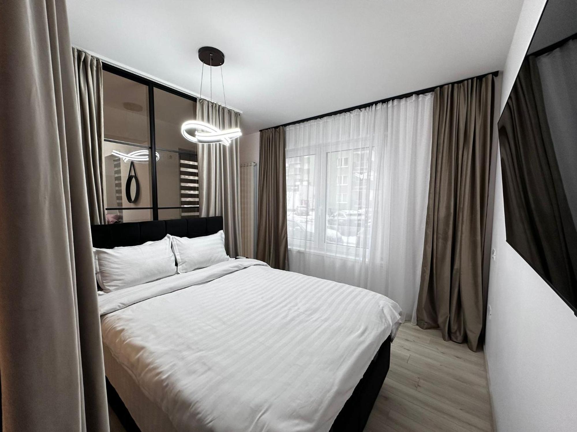 Elisio - Glass Studio Apartment Brasov Exterior photo